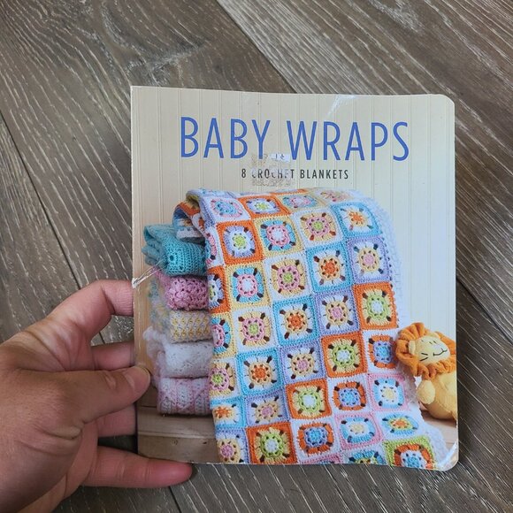 Bundle of Crafting Hobby Books: Crochet, Painted Rocks, Fabric Flowers, Jewelry - Picture 10 of 13